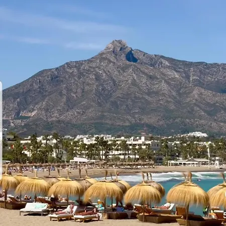 Cozyfina Albatros 6 *